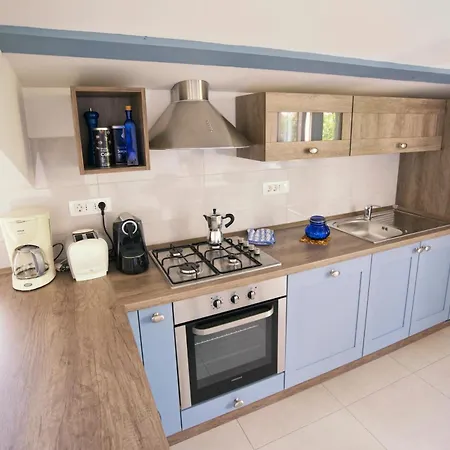 Riviera Blue With Seaview, Private Whirlpools And Parking Near Opatija * Opric