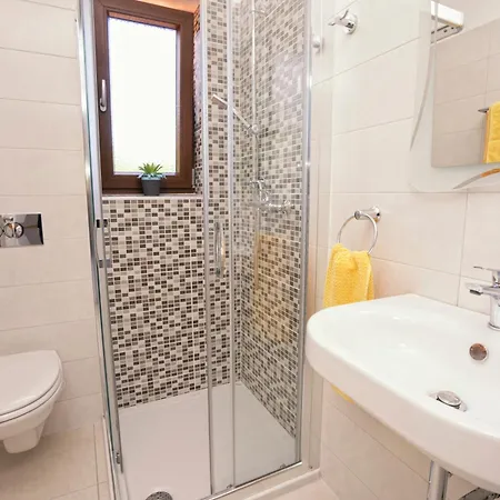 Riviera Blue With Seaview, Private Whirlpools And Parking Near Opatija Apartment *