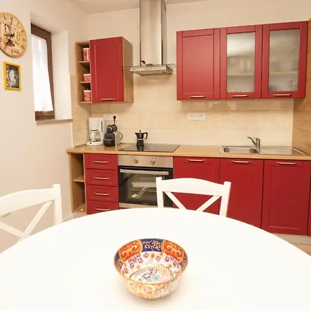 Apartment Riviera Blue With Seaview, Private Whirlpools And Parking Near Opatija
