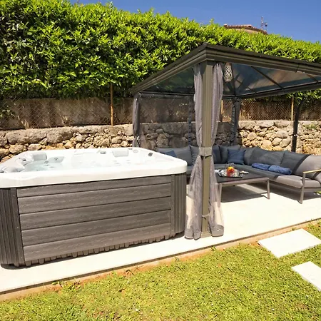 Riviera Blue With Seaview, Private Whirlpools And Parking Near Opatija
