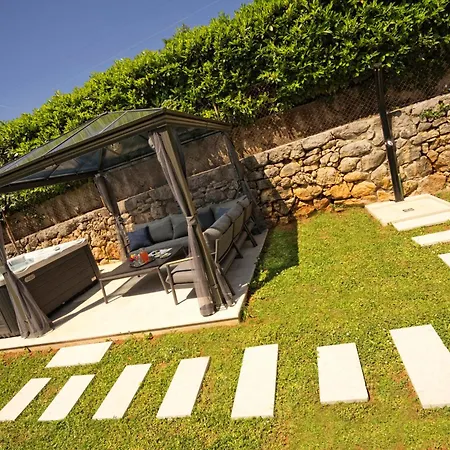 Riviera Blue With Seaview, Private Whirlpools And Parking Near Opatija * Opric