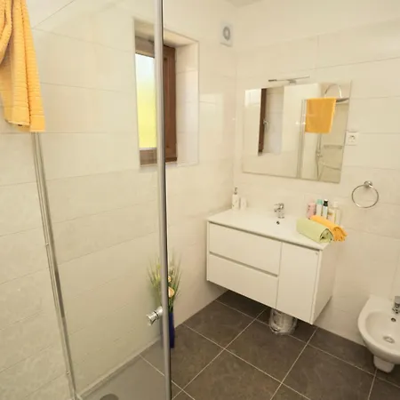 Riviera Blue With Seaview, Private Whirlpools And Parking Near Opatija Opric