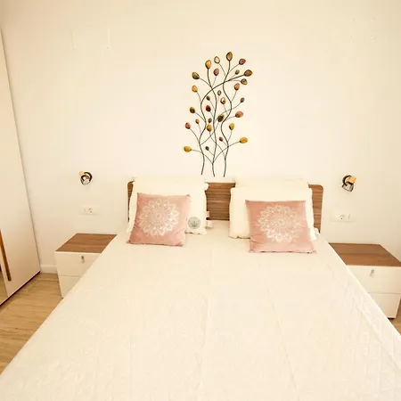 Riviera Blue With Seaview, Private Whirlpools And Parking Near Opatija